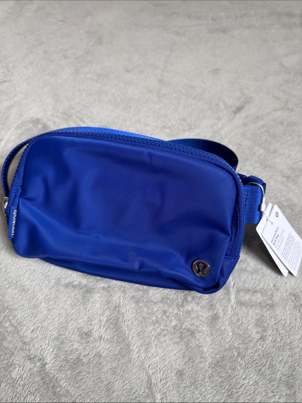 Lululemon Riverside Blue & Sliver 1L Belt Bag *RARE*